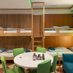 Hostel Viktoria Artur, Viyana