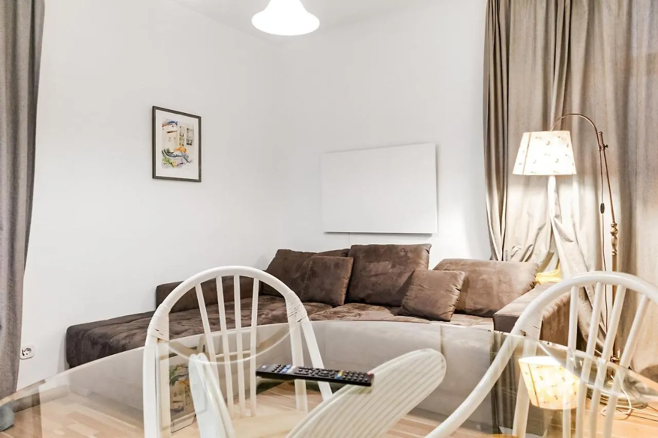 Budget 2Br Apartment Well Connected To The Whole City Vienna 0*,  Austria